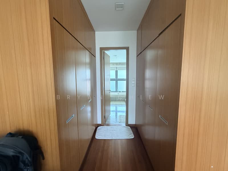 Carlisle Road Inter Terrace With Huge Land Size, Carlisle Road / Cambridge Road / Hertford Road, 7 Bedrooms, 6,940 sqft, Terraced House For Sale, by Bryan Chiew, 500236461 - Corridor - PropertyGuru.com.sg
