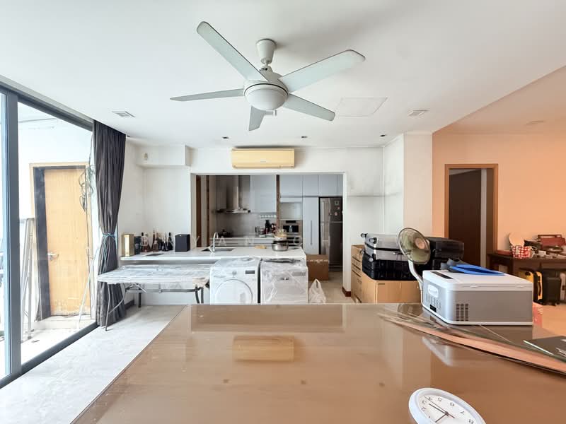 Carlisle Road Inter Terrace With Huge Land Size, Carlisle Road / Cambridge Road / Hertford Road, 7 Bedrooms, 6,940 sqft, Terraced House For Sale, by Bryan Chiew, 500236461 - Kitchen - PropertyGuru.com.sg