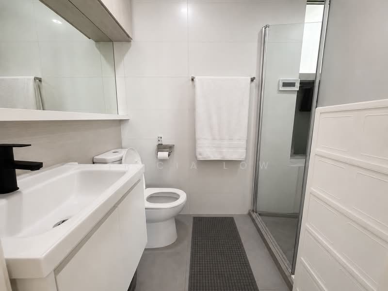 Parc Mondrian, 21 Woodleigh Close, 3 Bedrooms, 1,206 sqft, Condominium For Sale, by Tricia Low, 500236469 - Bathroom - PropertyGuru.com.sg