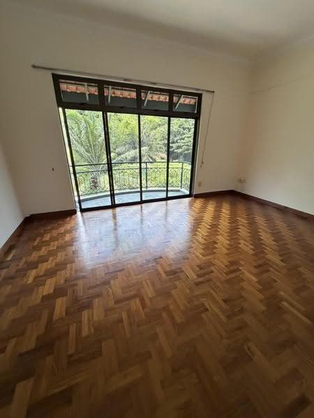 Kheam hock, Tanglin / Holland / Bukit Timah, 2 Bedrooms, 1,200 sqft, Apartment For Rent, by Davin Samuel, 500236470 - Balcony - PropertyGuru.com.sg