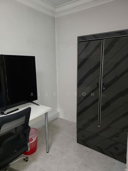327 Bukit Batok Street 33, 327 Bukit Batok Street 33, Room Rental, 100 sqft, HDB Flat For Rent, by Alex Teoh, 500236477 - Interior - PropertyGuru.com.sg