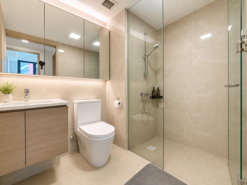 Treasure at Tampines, 37 Tampines Lane, Pasir Ris / Tampines, 2 Bedrooms, 678 sqft, Condominium For Sale, by Hazel Lim, 500236479 - Bathroom - PropertyGuru.com.sg