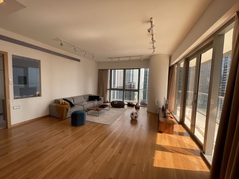 One Shenton, 1 Shenton Way, 3 Bedrooms, 1,593 sqft, Condominium For Sale, by Teck Huat Sim (Remus), 500236489 - Living Room - PropertyGuru.com.sg