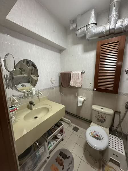 290A Compassvale Crescent, 290A Compassvale Crescent, Hougang / Punggol / Sengkang, 3 Bedrooms, 1,184 sqft, HDB Flat For Sale, by Alvin Tay, 500236490 - Bathroom - PropertyGuru.com.sg