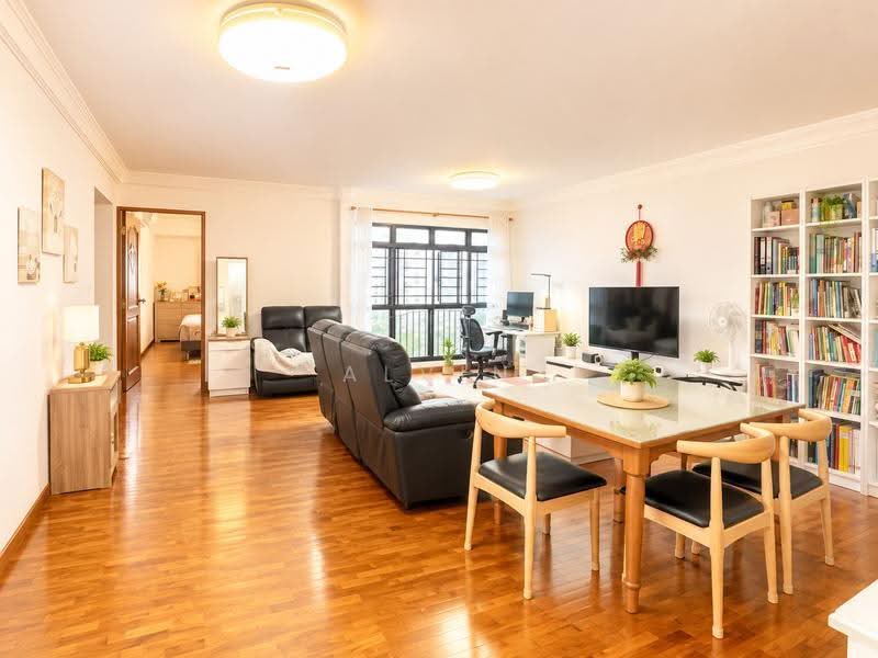 290A Compassvale Crescent, 290A Compassvale Crescent, Hougang / Punggol / Sengkang, 3 Bedrooms, 1,184 sqft, HDB Flat For Sale, by Alvin Tay, 500236490 - Living Room - PropertyGuru.com.sg