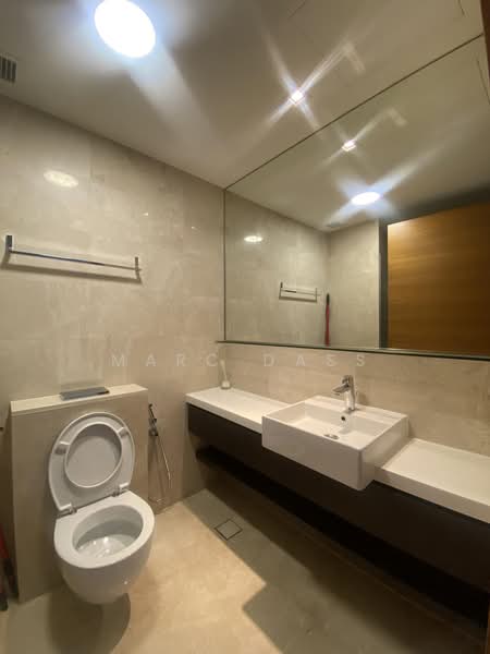 Altez, 16 Enggor Street, 2 Bedrooms, 1,109 sqft, Condominium For Sale, by Marc Dass, 500236492 - Bathroom - PropertyGuru.com.sg