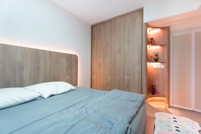 Sol Acres, 10 Choa Chu Kang Grove, 2 Bedrooms, 850 sqft, Condominium For Sale, by Alex Lim, 500236495 - Master Bedroom - PropertyGuru.com.sg