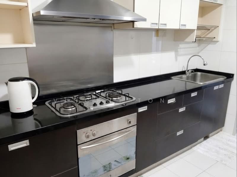 The Linear, 880 Upper Bukit Timah Road, 3 Bedrooms, 1,227 sqft, Apartment For Rent, by Vincent Tong, 500236501 - Kitchen - PropertyGuru.com.sg