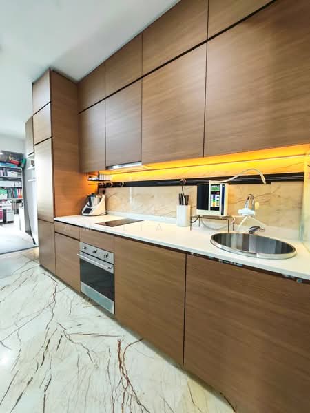 Queens Peak, 1 Dundee Road, 1 Bedroom, 495 sqft, Condominium For Sale, by Amelia Ang, 500236510 - Kitchen - PropertyGuru.com.sg