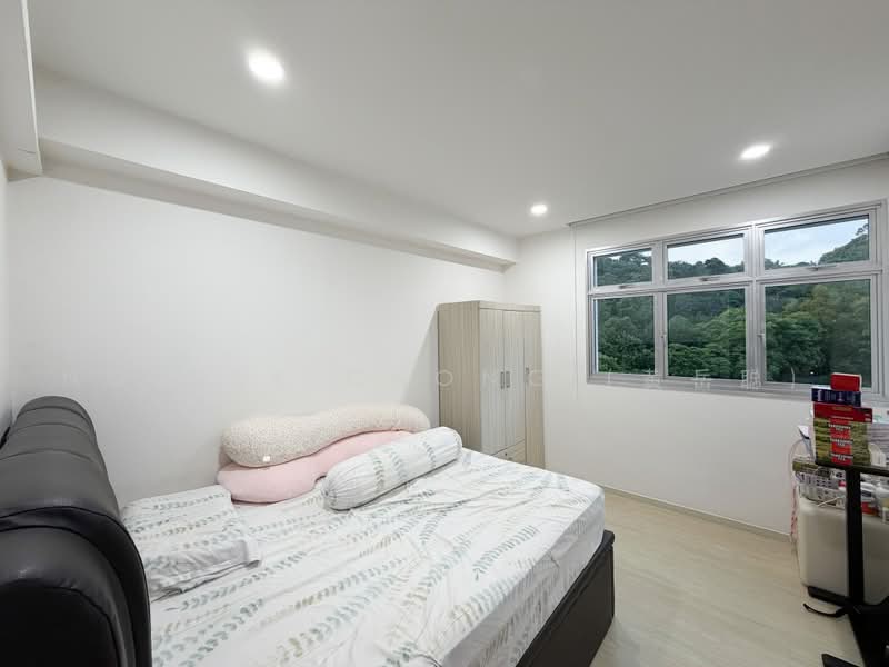 70B Telok Blangah Heights, 70B Telok Blangah Heights, 3 Bedrooms, 1,001 sqft, HDB Flat For Sale, by Ng Gek Chong (黄岳聪), 500236523 - Bedroom - PropertyGuru.com.sg