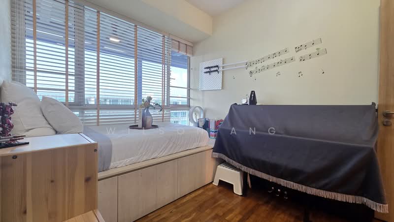 Caspian, 56 Lakeside Drive, 3 Bedrooms, 1,453 sqft, Condominium For Sale, by Wilson Ang, 500236538 - Bedroom - PropertyGuru.com.sg