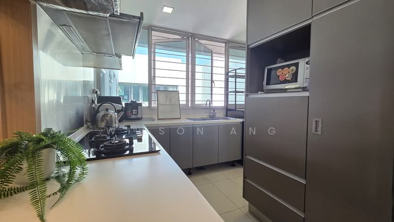 Caspian, 56 Lakeside Drive, 3 Bedrooms, 1,453 sqft, Condominium For Sale, by Wilson Ang, 500236538 - Kitchen - PropertyGuru.com.sg