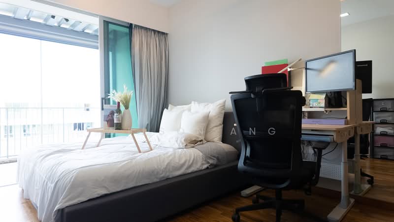 Caspian, 56 Lakeside Drive, 3 Bedrooms, 1,453 sqft, Condominium For Sale, by Wilson Ang, 500236538 - Bedroom - PropertyGuru.com.sg