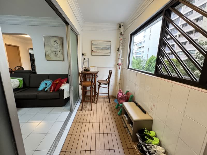 472 Pasir Ris Drive 6, 472 Pasir Ris Drive 6, 3 Bedrooms, 1,313 sqft, HDB Flat For Sale, by Janet Chong, 500236539 - Living Room - PropertyGuru.com.sg