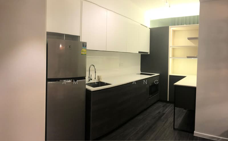 Sims Urban Oasis, 10 Sims Drive, 2 Bedrooms, 797 sqft, Condominium For Sale, by Amelia Ang, 500236549 - Kitchen - PropertyGuru.com.sg