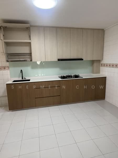 384 Tampines Street 32, 384 Tampines Street 32, Pasir Ris / Tampines, 3 Bedrooms, 1,313 sqft, HDB Flat For Rent, by Shermeen Chow, 500236554 - Kitchen - PropertyGuru.com.sg