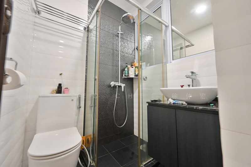 Residences @ Jansen, 29 Jansen Road, 2 Bedrooms, 1,066 sqft, Condominium For Sale, by Alfred Chee 徐仲宏, 500236581 - Ensuite Bathroom - PropertyGuru.com.sg