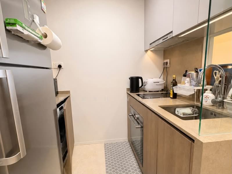 Avenue South Residence, 13 Silat Avenue, 2 Bedrooms, 657 sqft, Condominium For Sale, by Sarah Wong, 500236582 - Kitchen - PropertyGuru.com.sg