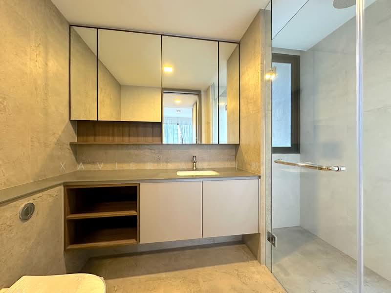 Norwood Grand, , 4 Bedrooms, 1,335 sqft, Condominium For Sale, by Xavier Aw (欧伟廷), 500236584 - Master Bathroom - PropertyGuru.com.sg