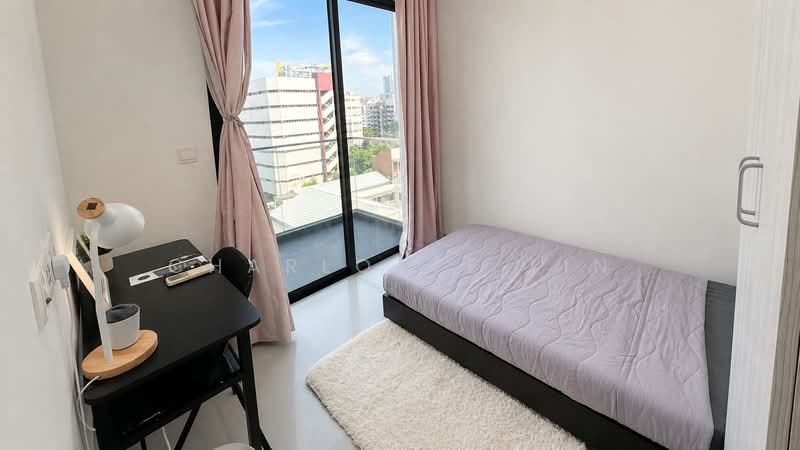 Neem Tree, 30 Jalan Kemaman, Room Rental, 200 sqft, Apartment For Rent, by Charlotte Lin, 500236585 - master room 1 - PropertyGuru.com.sg