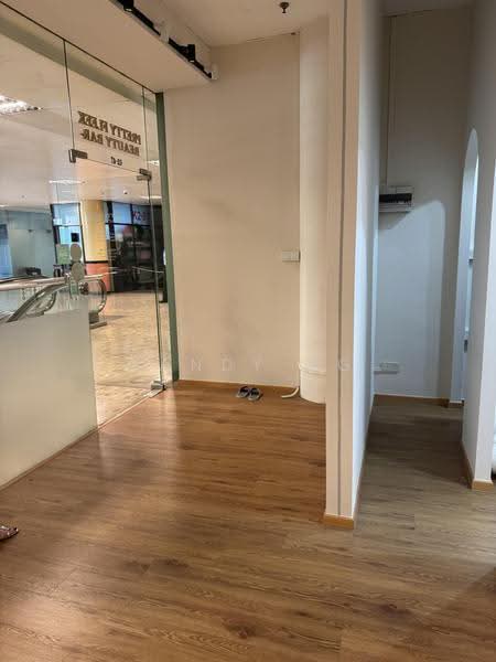 Concorde Shopping Centre, 317 Outram Road, Alexandra / Commonwealth, 318 sqft, Other Retail For Rent, by Sandy Ng, 500236589 - Interior - CommercialGuru.com.sg