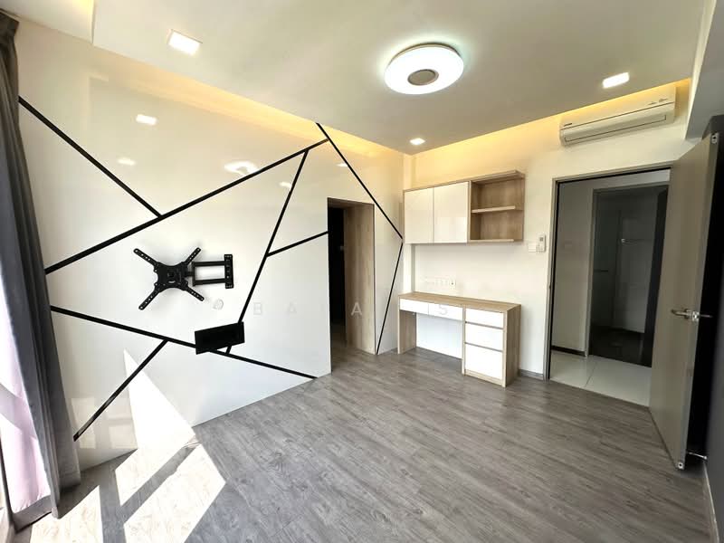 Parkview Apartments, 1 Bukit Batok Street 25, 2 Bedrooms, 990 sqft, Condominium For Rent, by Bala .S, 500236590 - Study - PropertyGuru.com.sg