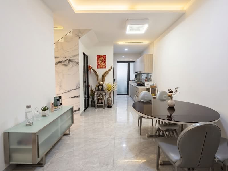Braddell Heights Estate, Mackerrow Road, 4 Bedrooms, 2,500 sqft, Terraced House For Sale, by Melody Azyliae Chiam, 500236595 - Interior - PropertyGuru.com.sg