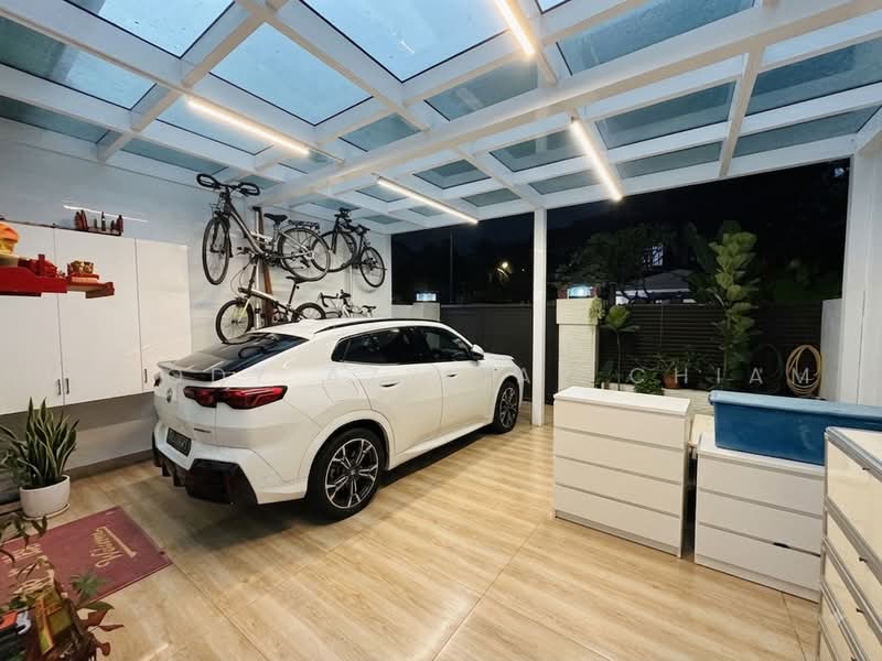 Braddell Heights Estate, Mackerrow Road, 4 Bedrooms, 2,500 sqft, Terraced House For Sale, by Melody Azyliae Chiam, 500236595 - Car Park - PropertyGuru.com.sg