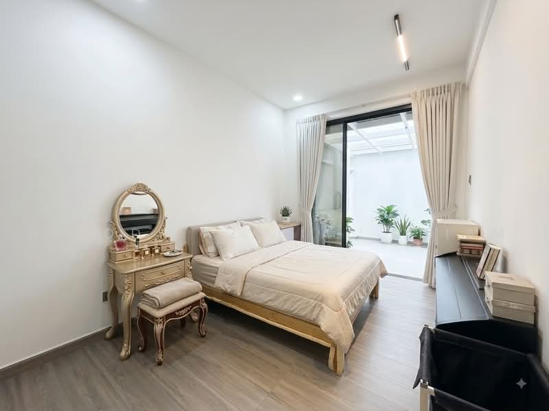 Braddell Heights Estate, Mackerrow Road, 4 Bedrooms, 2,500 sqft, Terraced House For Sale, by Melody Azyliae Chiam, 500236595 - Bedroom - PropertyGuru.com.sg