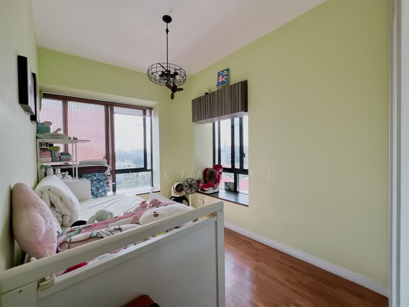 d'Leedon (Former Farrer Court), 9 Leedon Heights, 3 Bedrooms, 1,356 sqft, Condominium For Sale, by Julian Li, 500236600 - Bedroom - PropertyGuru.com.sg