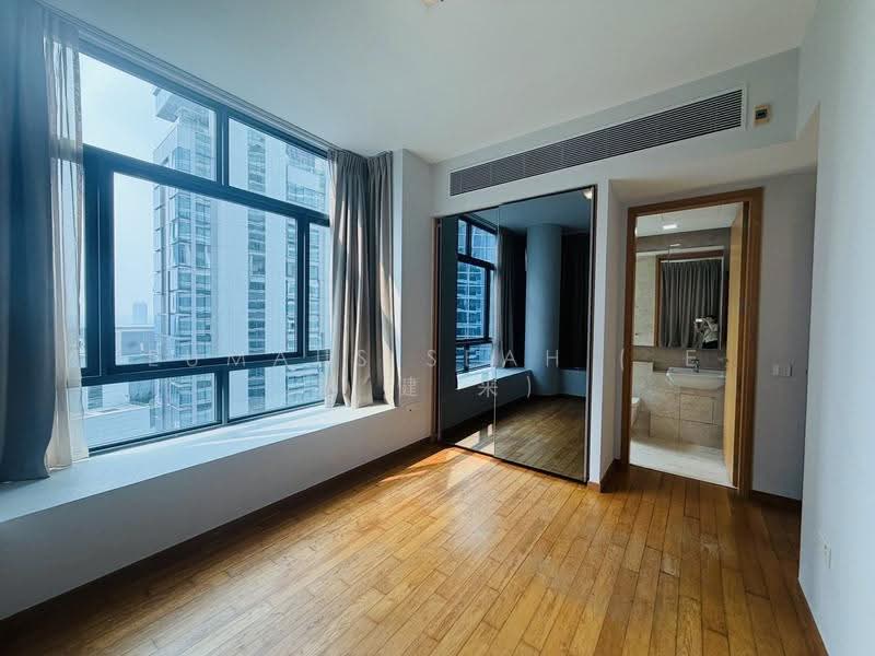 Soleil @ Sinaran, 6 Sinaran Drive, Newton / Novena, 2 Bedrooms, 958 sqft, Condominium For Sale, by Eumaus Seah ( E 谢 健 来), 500236606 - Bedroom - PropertyGuru.com.sg
