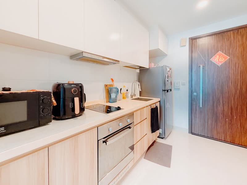 Natura @ Hillview, 22 Hillview Terrace, 2 Bedrooms, 527 sqft, Condominium For Sale, by Benji Chia, 500236607 - Kitchen - PropertyGuru.com.sg