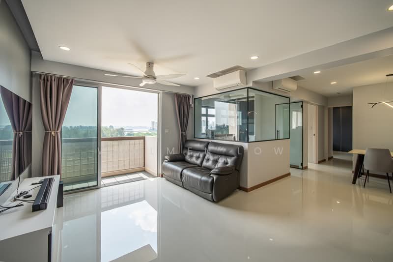 228B Punggol Field, 228B Punggol Field, 3 Bedrooms, 1,001 sqft, HDB Flat For Sale, by Willmen Low, 500236610 - Living Room - PropertyGuru.com.sg