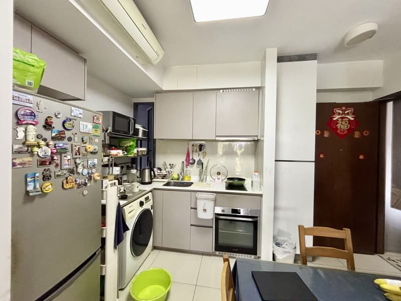 The Visionaire, 174 Canberra Drive, 2 Bedrooms, 721 sqft, Executive Condominium For Sale, by Zhu Yaodong, 500236612 - Kitchen - PropertyGuru.com.sg
