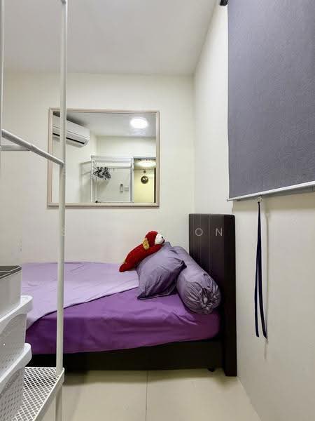 The Plaza, 7500A Beach Road, Beach Road / Bugis / Rochor, Room Rental, 50 sqft, Apartment For Rent, by Sam Cheong, 500236624 - Bedroom - PropertyGuru.com.sg