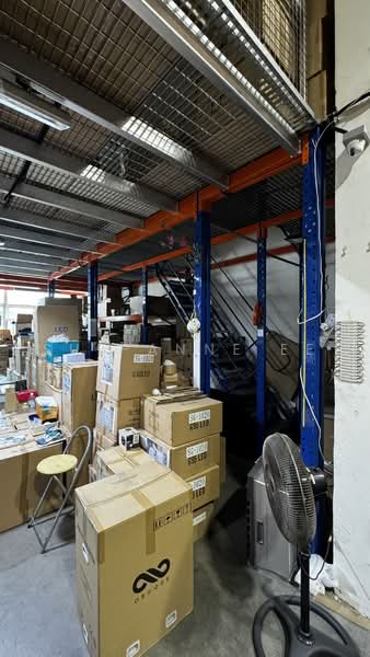 Wcega Plaza, 1 Bukit Batok Crescent, 2,368 sqft, Light Industrial (B1) For Sale, by Sue-Anne Ee, 500236627 - Interior - CommercialGuru.com.sg