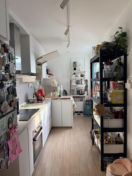 178 Edgefield Plains, 178 Edgefield Plains, Hougang / Punggol / Sengkang, 3 Bedrooms, 969 sqft, HDB Flat For Rent, by Elva Elva Ouyang, 500236628 - Kitchen - PropertyGuru.com.sg