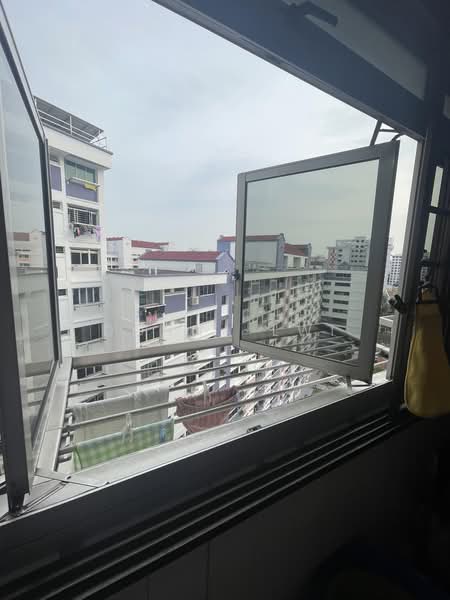 401 Choa Chu Kang Avenue 3, 401 Choa Chu Kang Avenue 3, Room Rental, 150 sqft, HDB Flat For Rent, by Donna Lwi, 500236630 - Balcony - PropertyGuru.com.sg