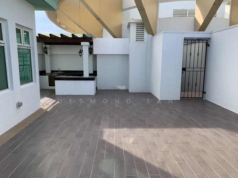 Queens, 10 Stirling Road, 4 Bedrooms, 2,390 sqft, Condominium For Sale, by Desmond Tan, 500236637 - Exterior - PropertyGuru.com.sg