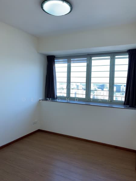 Queens, 10 Stirling Road, 4 Bedrooms, 2,390 sqft, Condominium For Sale, by Desmond Tan, 500236637 - View - PropertyGuru.com.sg