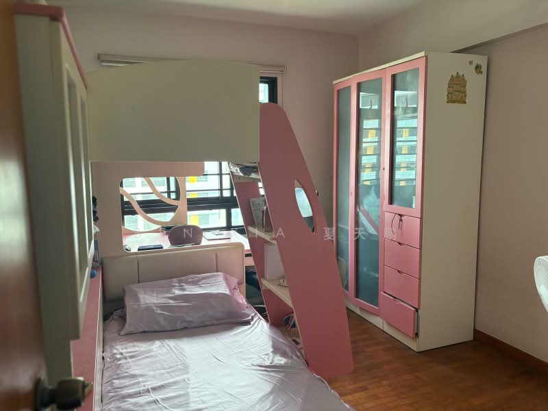 987D Jurong West Street 93, 987D Jurong West Street 93, Boon Lay / Jurong / Tuas, 3 Bedrooms, 1,184 sqft, HDB Flat For Sale, by Ben XIA 夏天鹏, 500236639 - Bedroom - PropertyGuru.com.sg