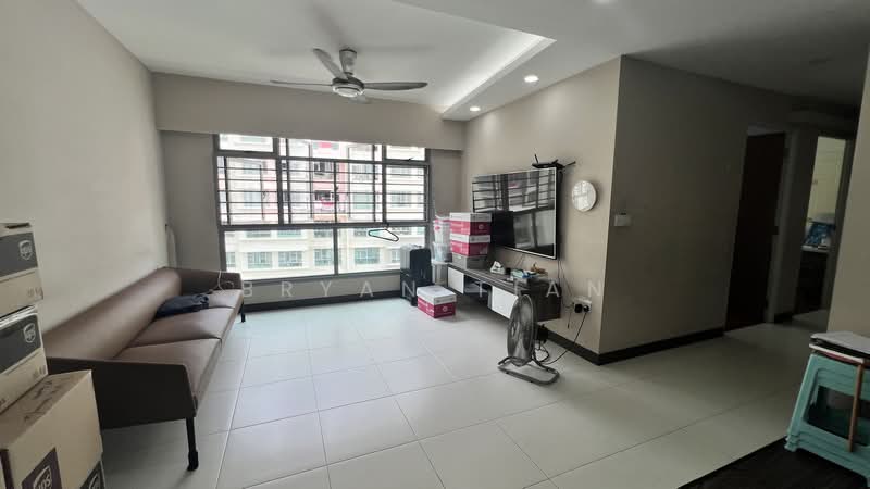272D Punggol Walk, 272D Punggol Walk, 3 Bedrooms, 1,012 sqft, HDB Flat For Sale, by Bryan Tian, 500236665 - Living Room - PropertyGuru.com.sg