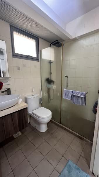 272D Punggol Walk, 272D Punggol Walk, 3 Bedrooms, 1,012 sqft, HDB Flat For Sale, by Bryan Tian, 500236665 - Bathroom - PropertyGuru.com.sg