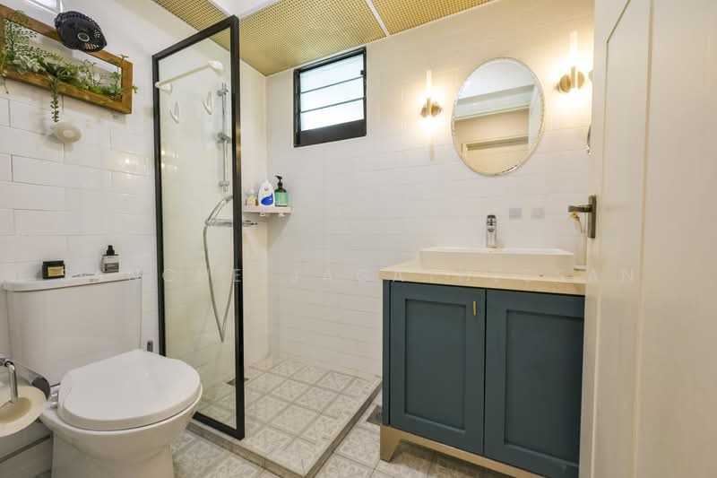 365B Upper Serangoon Road, 365B Upper Serangoon Road, 3 Bedrooms, 990 sqft, HDB Flat For Sale, by Sanche Jagatheesan, 500236666 - Bathroom - PropertyGuru.com.sg
