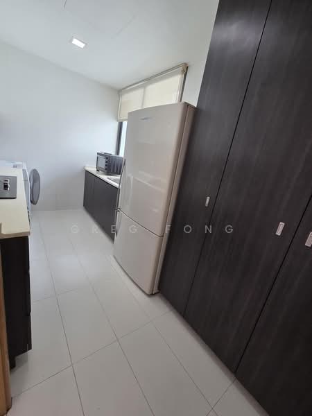 Esparina Residences, 113 Compassvale Bow, 2 Bedrooms, 883 sqft, Condominium For Sale, by Greg Fong, 500236670 - Kitchen - PropertyGuru.com.sg