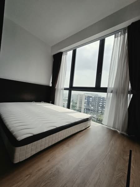Esparina Residences, 113 Compassvale Bow, 2 Bedrooms, 883 sqft, Condominium For Sale, by Greg Fong, 500236670 - Bedroom - PropertyGuru.com.sg