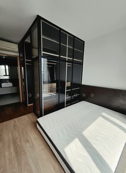 Esparina Residences, 113 Compassvale Bow, 2 Bedrooms, 883 sqft, Condominium For Sale, by Greg Fong, 500236670 - Bedroom - PropertyGuru.com.sg