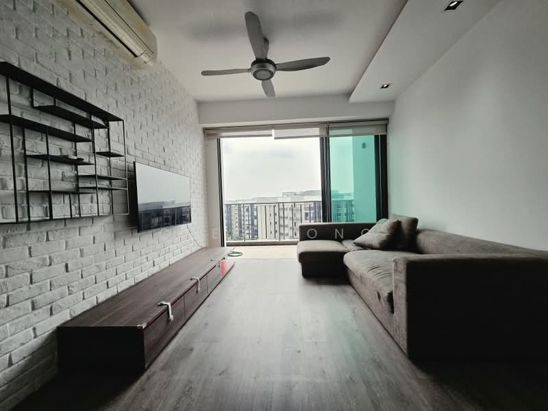 Esparina Residences, 113 Compassvale Bow, 2 Bedrooms, 883 sqft, Condominium For Sale, by Greg Fong, 500236670 - Living Room - PropertyGuru.com.sg