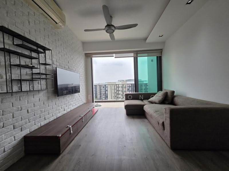 Esparina Residences, 113 Compassvale Bow, Hougang / Punggol / Sengkang, 2 Bedrooms, 883 sqft, Condominium For Sale, by Greg Fong, 500236670 - Living Room - PropertyGuru.com.sg