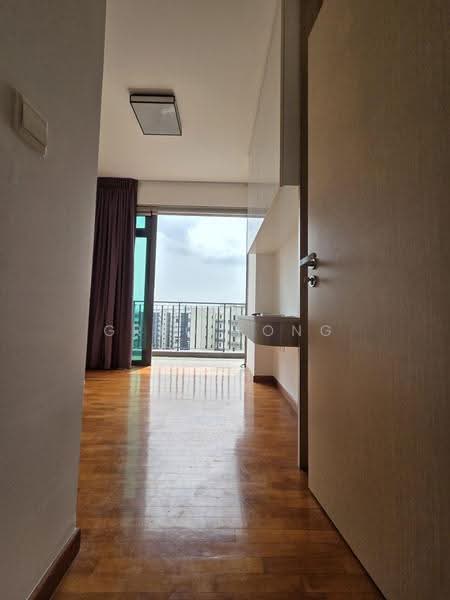 Esparina Residences, 113 Compassvale Bow, Hougang / Punggol / Sengkang, 2 Bedrooms, 883 sqft, Condominium For Sale, by Greg Fong, 500236670 - PropertyGuru.com.sg